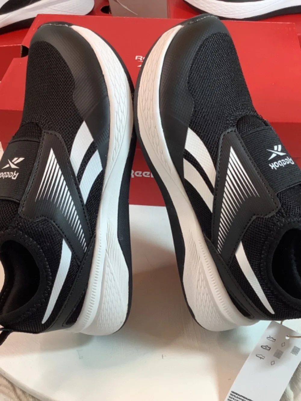 NWT Reebok Nano Play slip on training black sneakers big kids